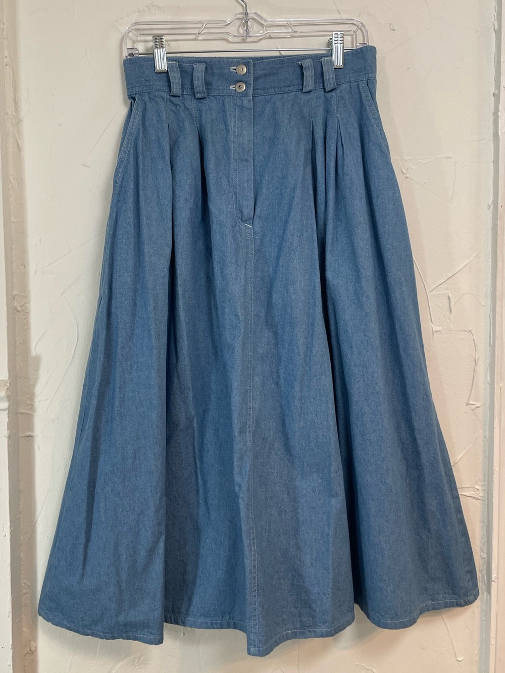 Vintage Koret Light Blue Chambray Full Midi Skirt | Prairie Farmcore Cottagecore